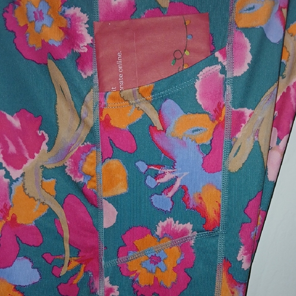 Floral Activeware Plus Size Bottoms - Picture 4 of 8